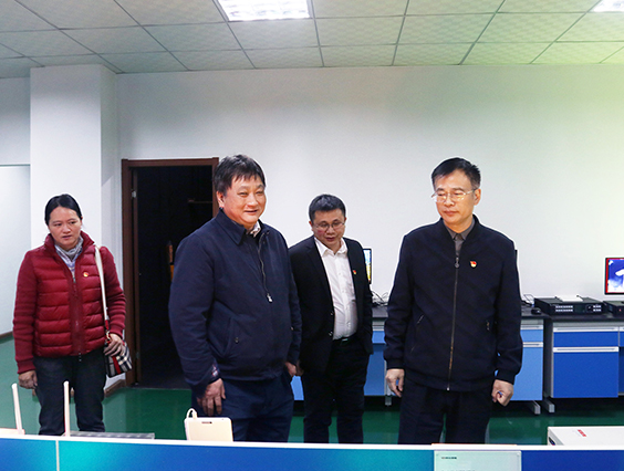 杭州市貿(mào)促會(huì)會(huì)長(zhǎng)鄭榮新一行蒞臨勇電參觀指導(dǎo)！